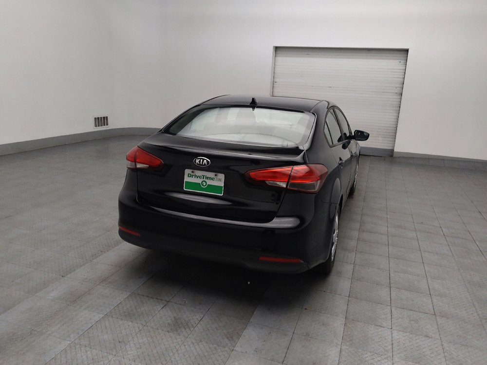 Used 2017 Kia Forte LX image 7
