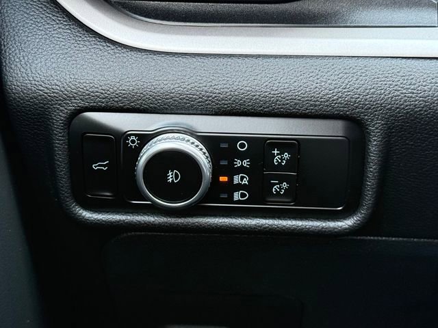 Certified 2023 Ford Explorer XLT w/ Equipment Group 202A image 22