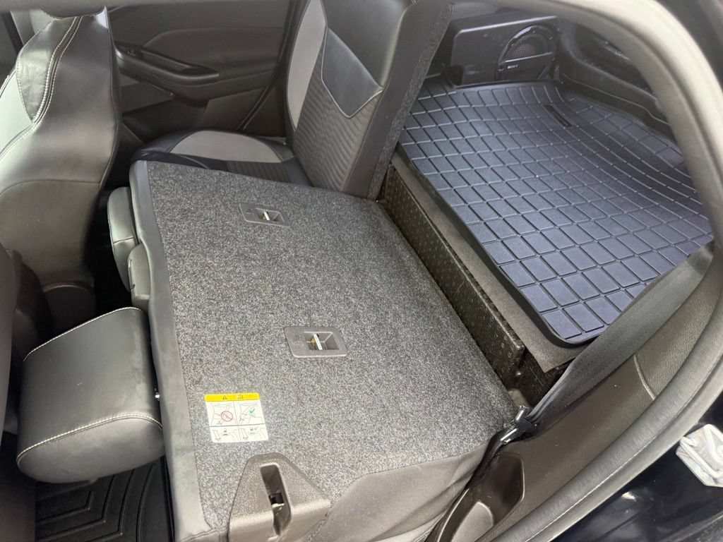 Used 2017 Ford Focus ST w/ Equipment Group 401A FWD image 33