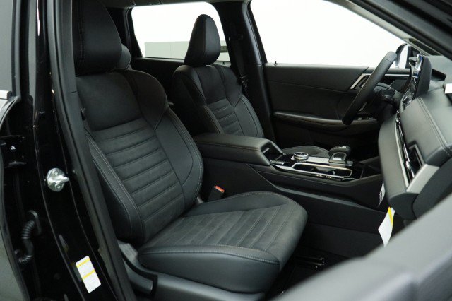 New 2026 Mitsubishi Outlander SE FWD image 18