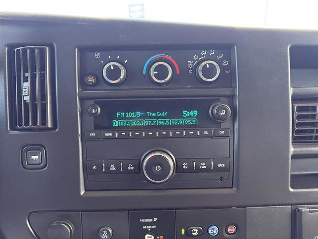 Used 2020 Chevrolet Express 2500 RWD image 18