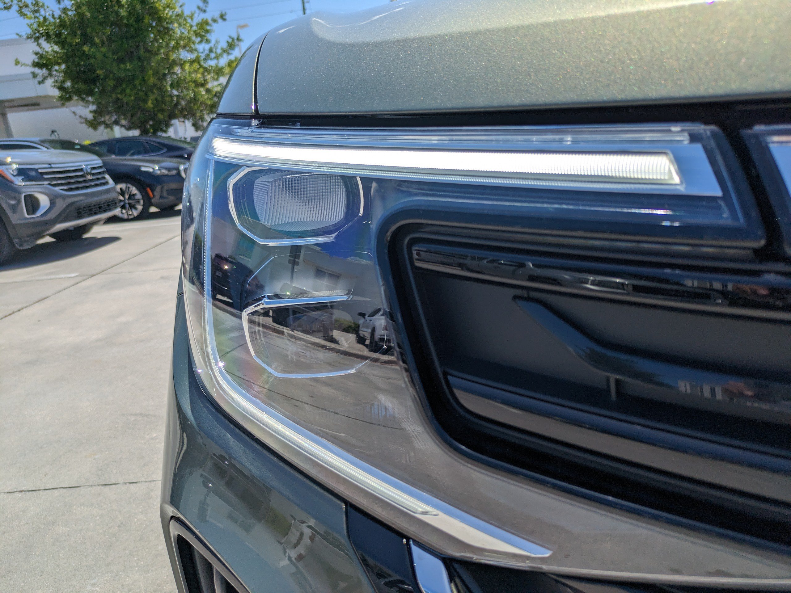 New 2026 Volkswagen Atlas Cross Sport SE FWD image 10