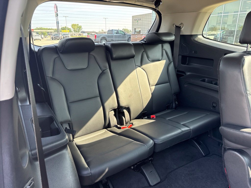 Used 2025 Kia Telluride S AWD/4WD image 34