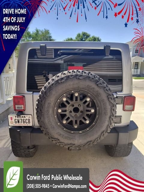 Used 2014 Jeep Wrangler Unlimited Rubicon w/ Dual Top Group AWD/4WD image 4