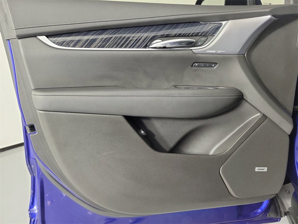 Certified 2023 Cadillac XT6 Premium Luxury w/ Technology Package image 20