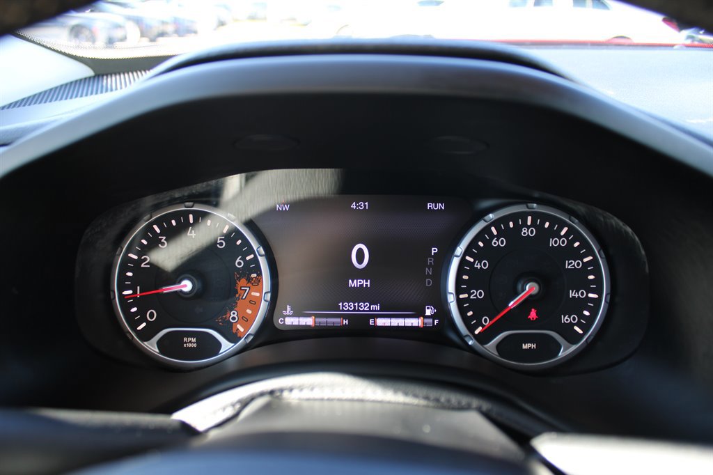 Used 2015 Jeep Renegade Limited image 18