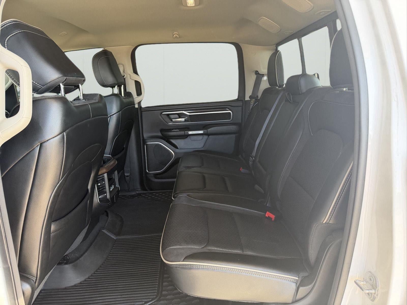 Used 2022 RAM 1500 Laramie AWD/4WD image 7