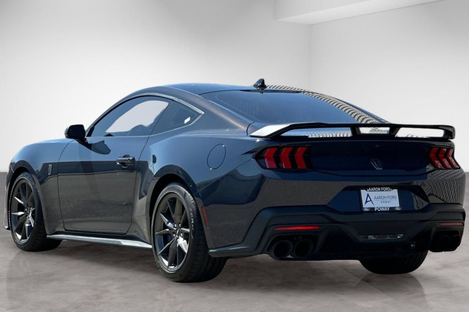 Used 2025 Ford Mustang Dark Horse RWD image 3