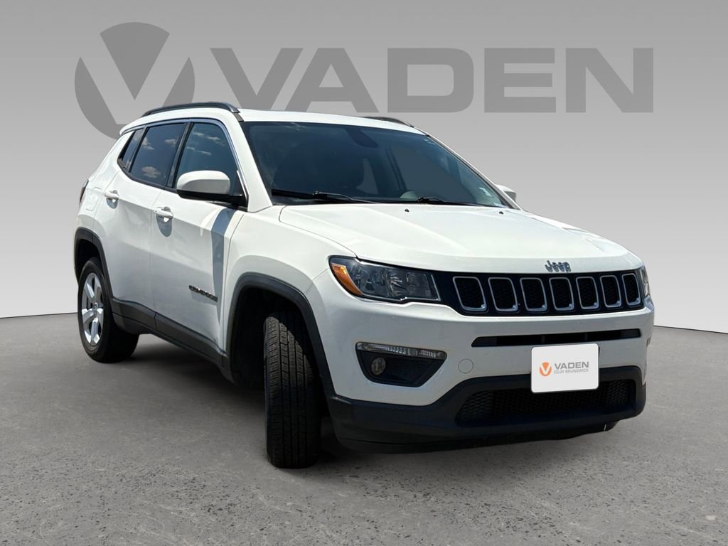 Used 2018 Jeep Compass Latitude w/ Popular Equipment Group image 1