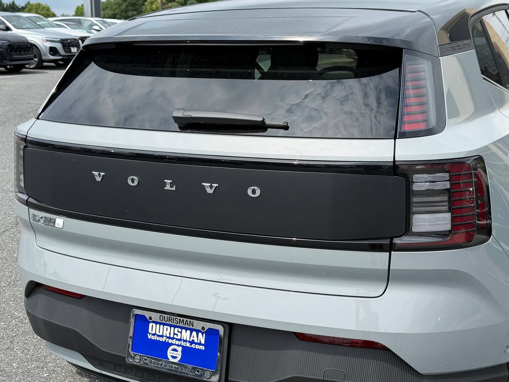 New 2026 Volvo EX30 Cross Country Ultra AWD/4WD image 5
