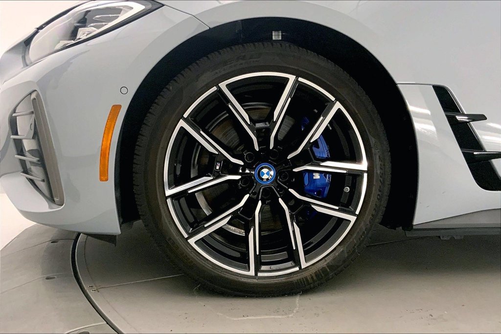 Certified 2023 BMW i4 M50 AWD/4WD image 8