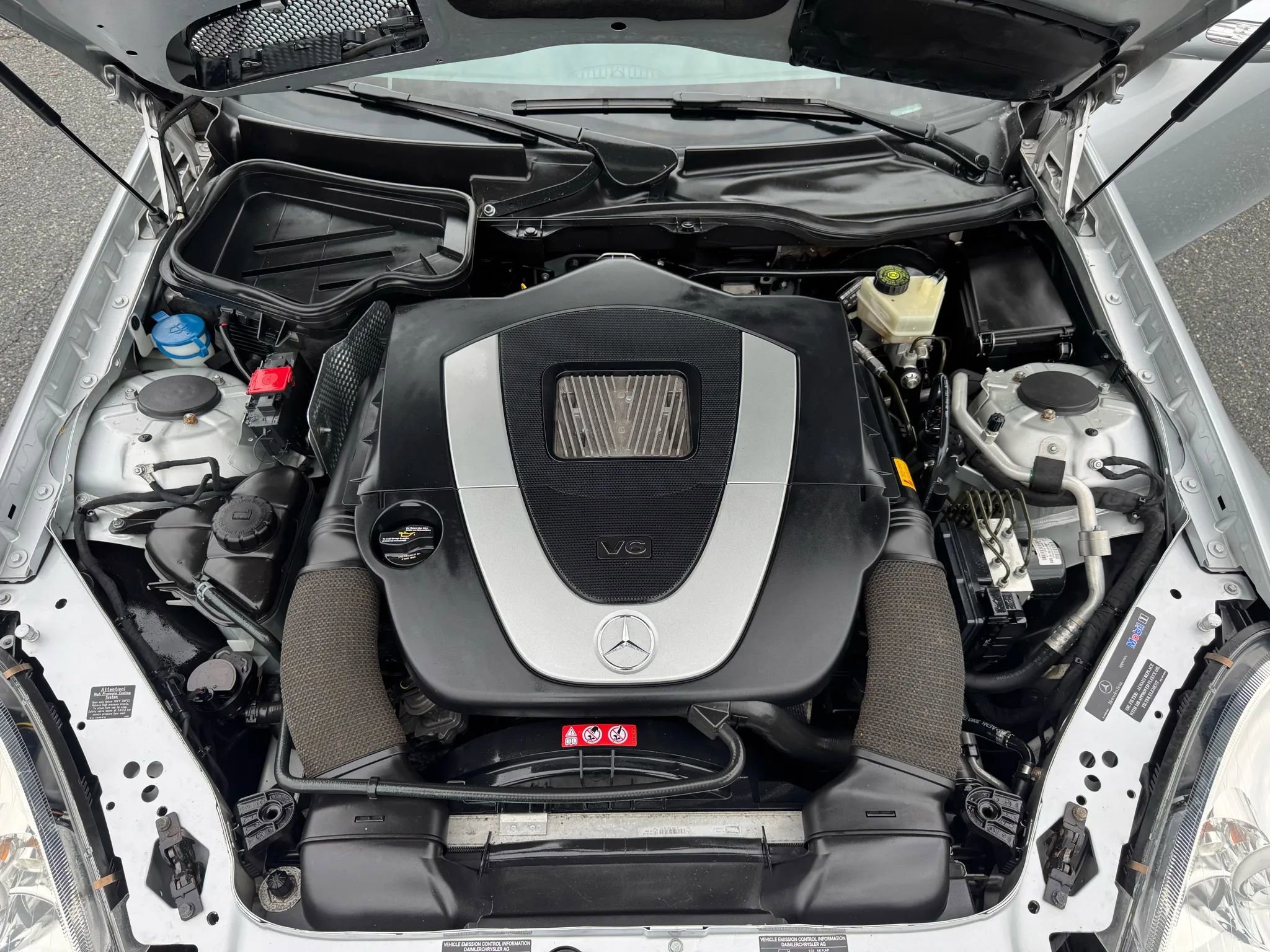 Used 2005 Mercedes-Benz SLK 350 image 22