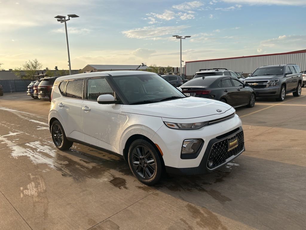 Used 2021 Kia Soul EX image 4