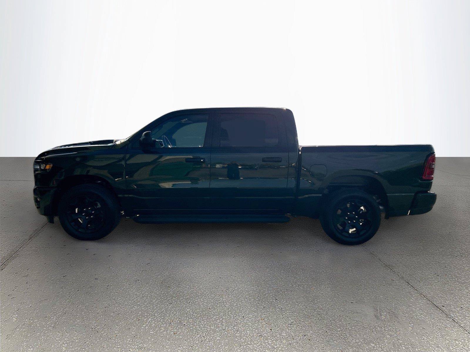 New 2026 RAM 1500 Express AWD/4WD image 7