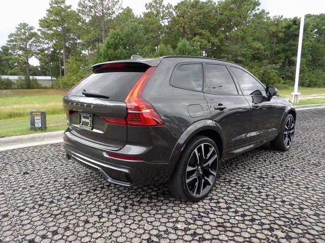 Certified 2024 Volvo XC60 B5 Ultimate w/ Protection Package Premier image 5