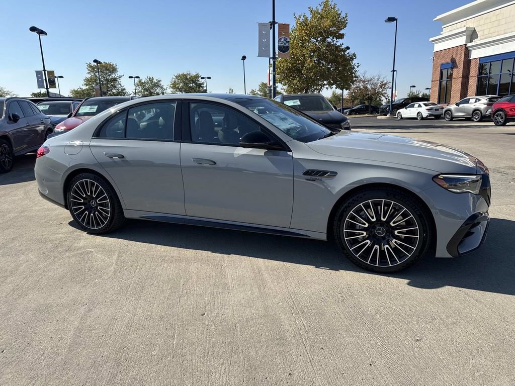 New 2026 Mercedes-Benz E 53 AMG e 4MATIC Sedan image 6