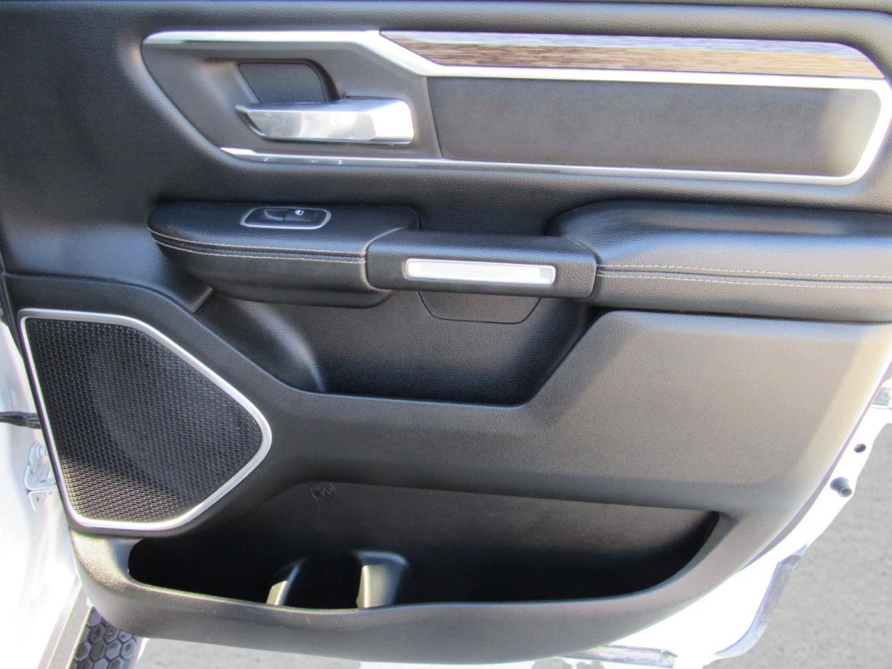 Used 2020 RAM 1500 Laramie image 43
