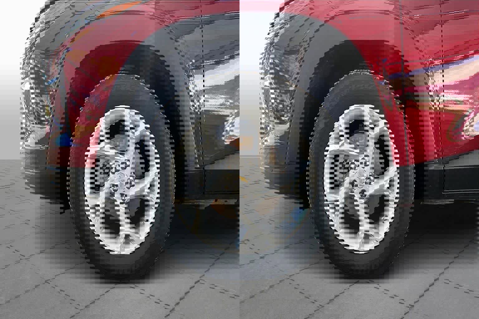 Used 2024 Chevrolet Trax LS w/ LS Convenience Package image 11