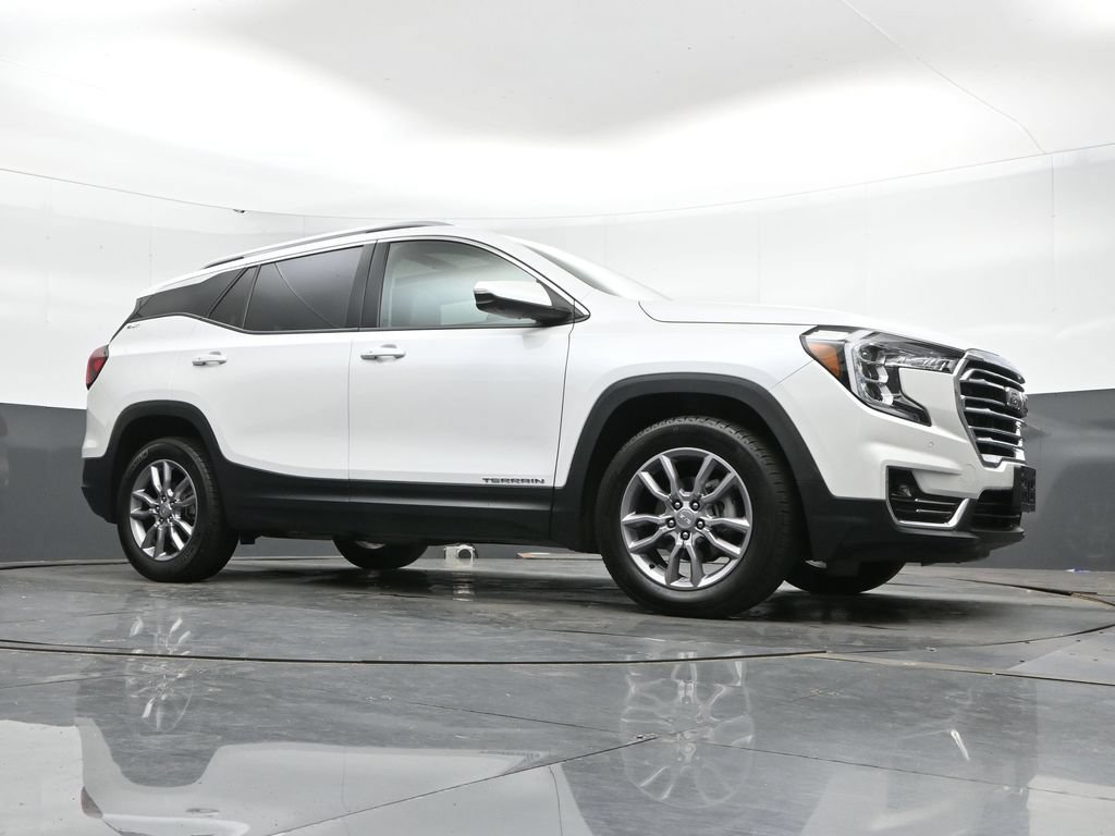 Used 2024 GMC Terrain SLT w/ Infotainment Package II AWD/4WD image 42