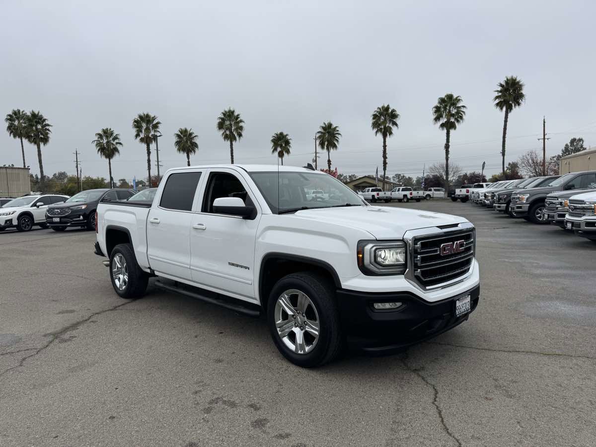 Used 2018 GMC Sierra 1500 SLE w/ SLE Value Package image 17