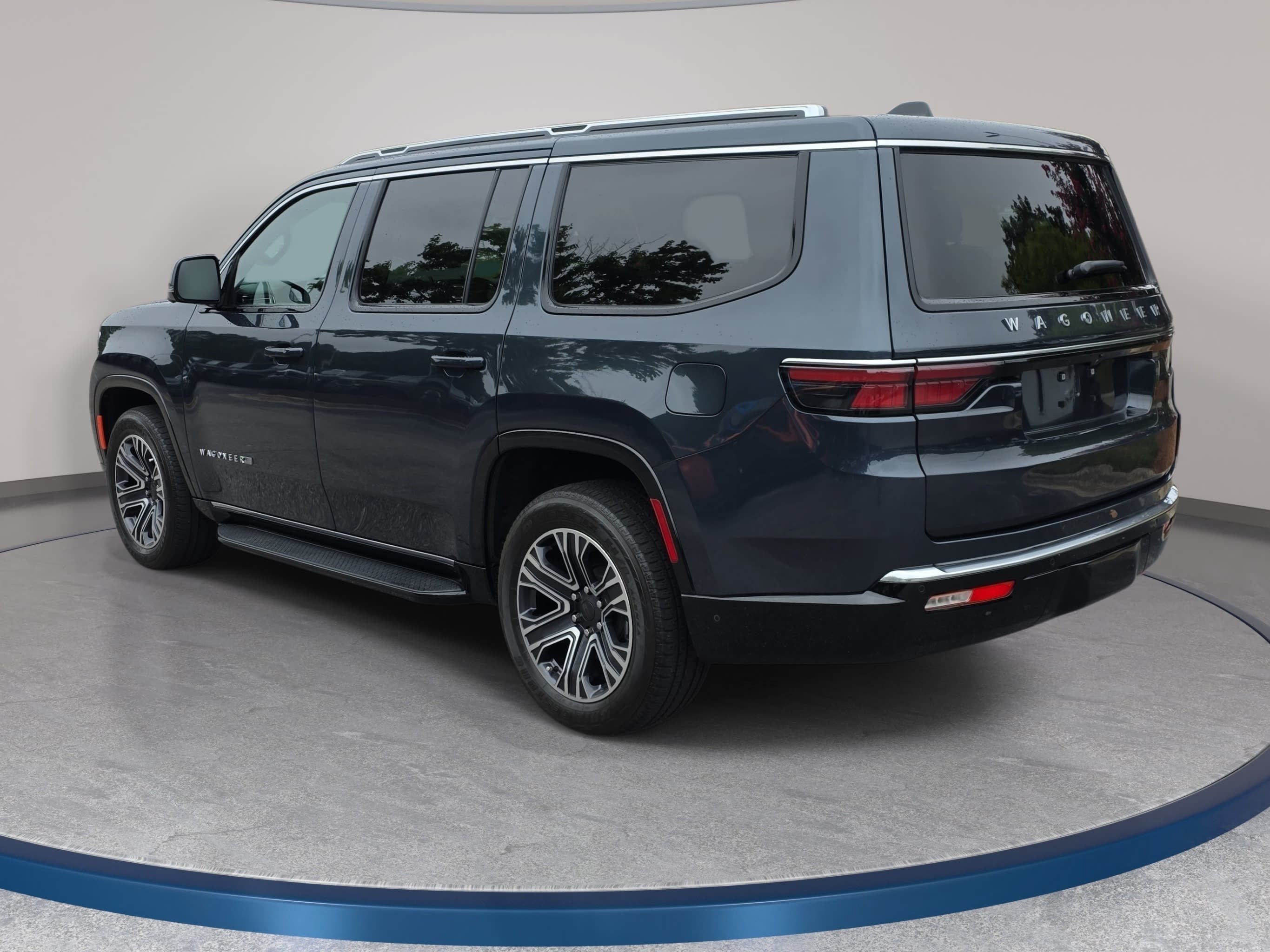 Certified 2024 Jeep Wagoneer 4WD w/ Premium Group I image 7