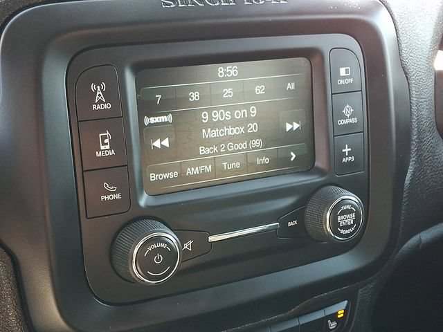 Used 2017 Jeep Renegade Latitude w/ Cold Weather Group AWD/4WD image 3