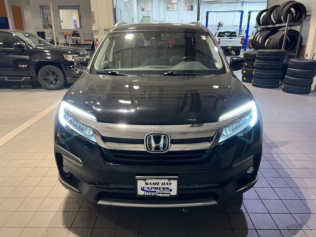 Used 2022 Honda Pilot Touring image 2