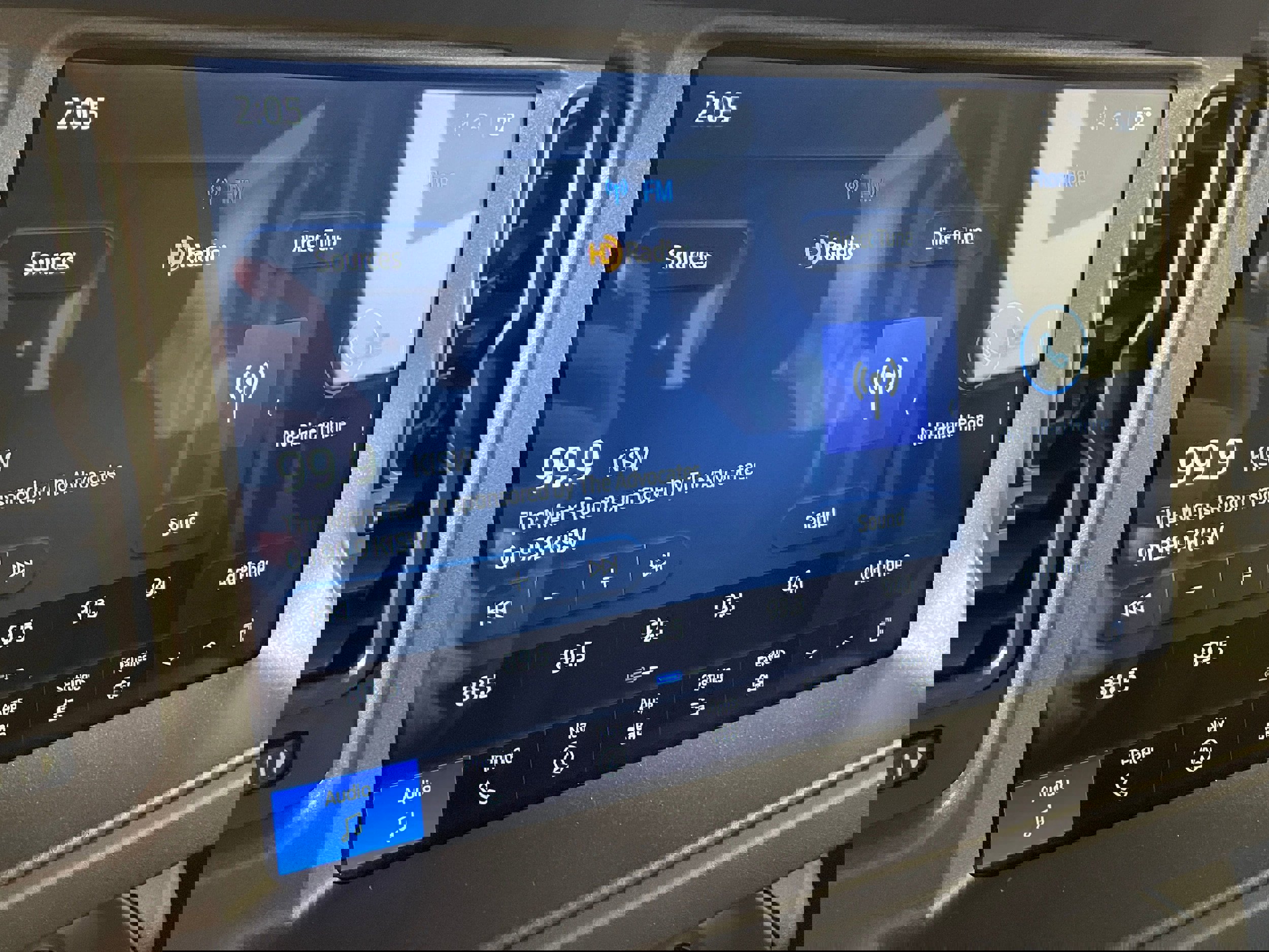 New 2025 Ford Bronco Badlands image 5