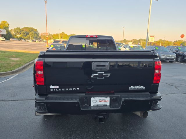 Used 2019 Chevrolet Silverado 3500 High Country w/ Duramax Plus Package AWD/4WD image 4