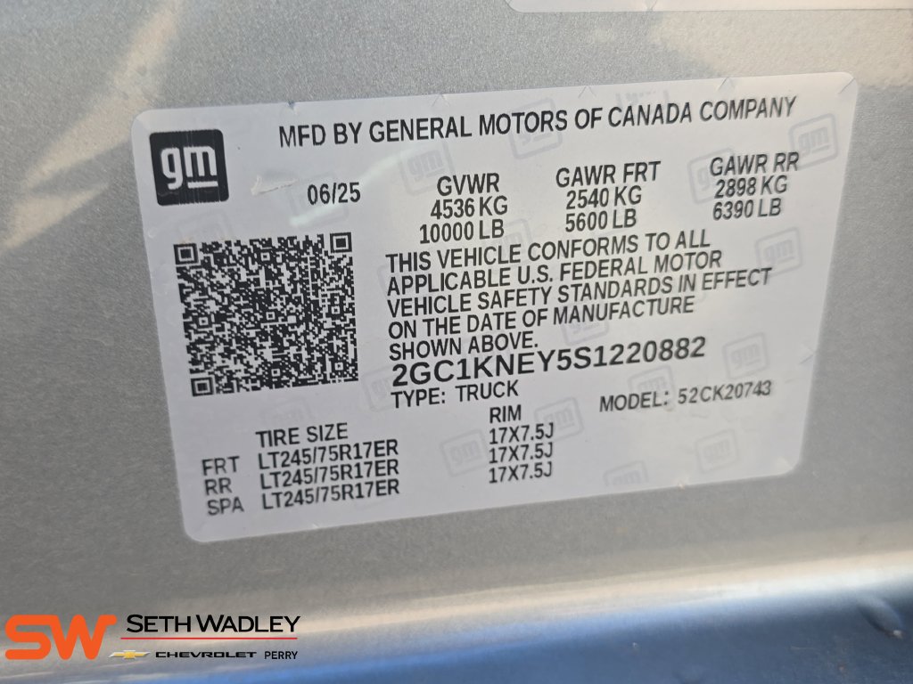 Used 2025 Chevrolet Silverado 2500 LT w/ Convenience Package AWD/4WD image 33