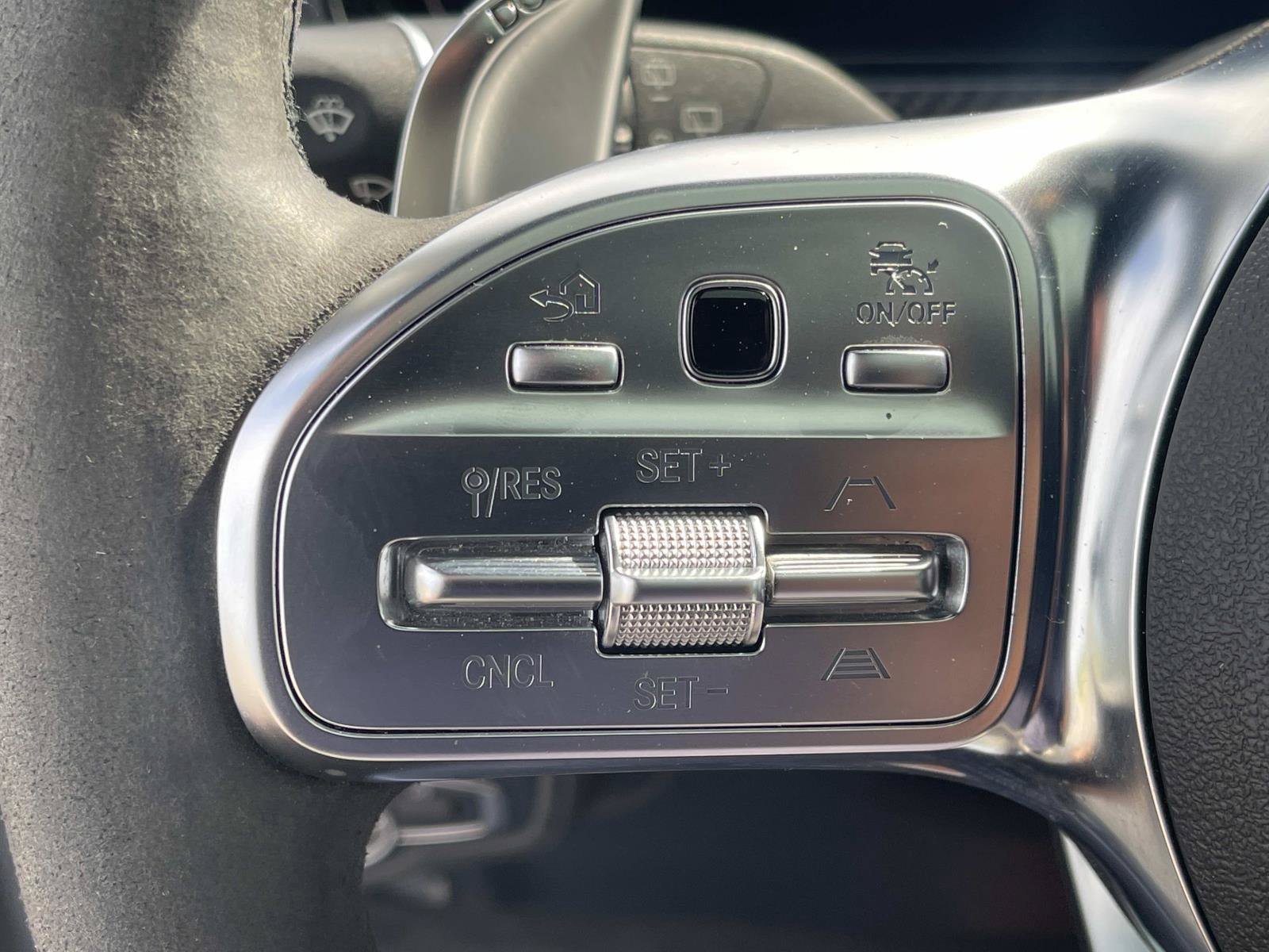Certified 2022 Mercedes-Benz G 63 AMG 4MATIC image 40