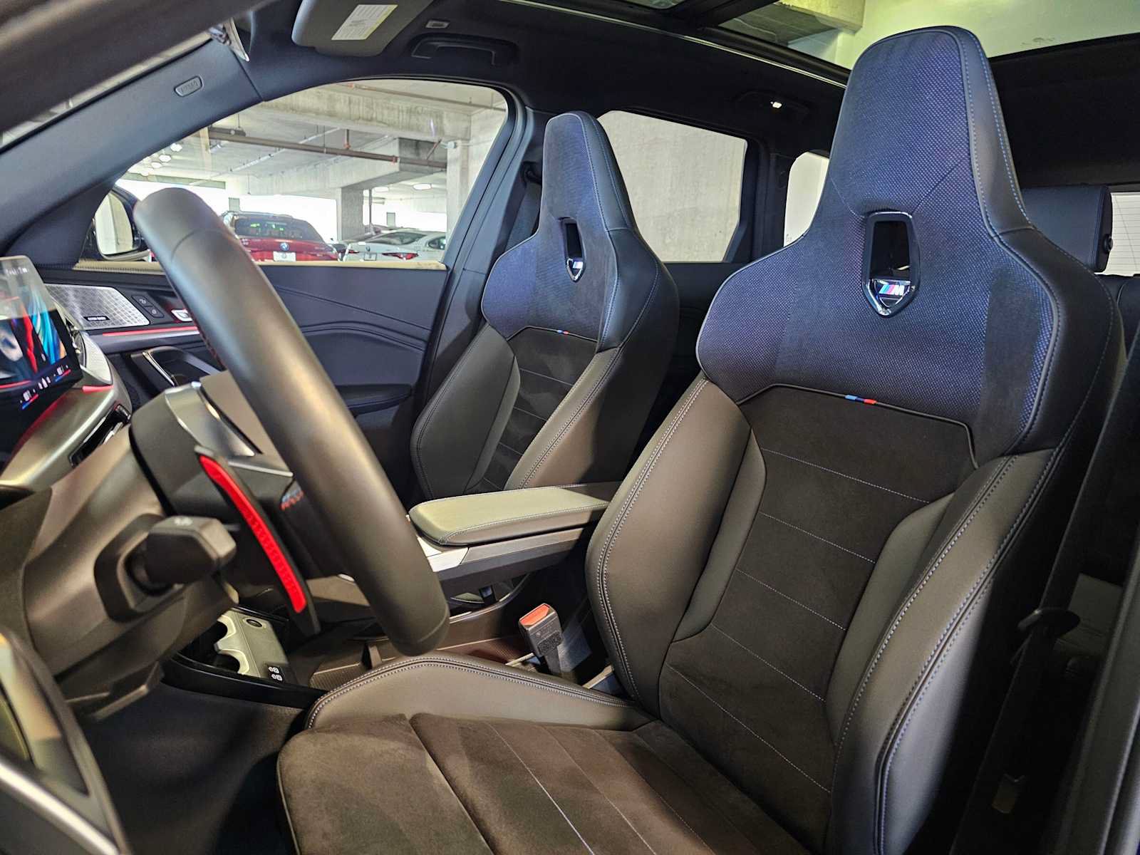 Used 2025 BMW X1 M35i w/ Premium Package AWD/4WD image 24