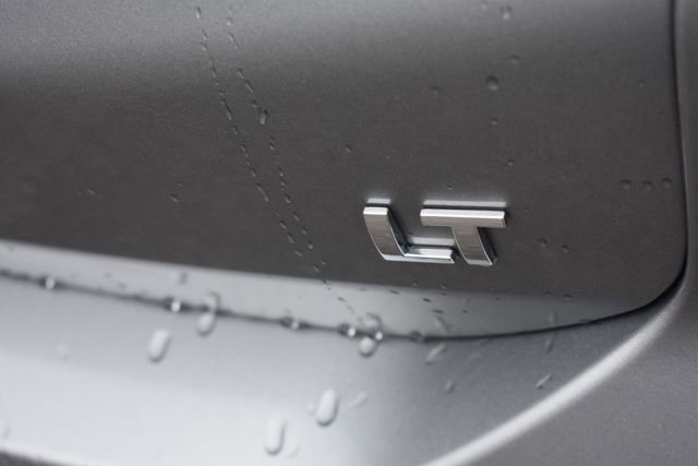 Used 2024 Chevrolet Equinox LT w/ LPO, Floor Liner Package FWD image 16