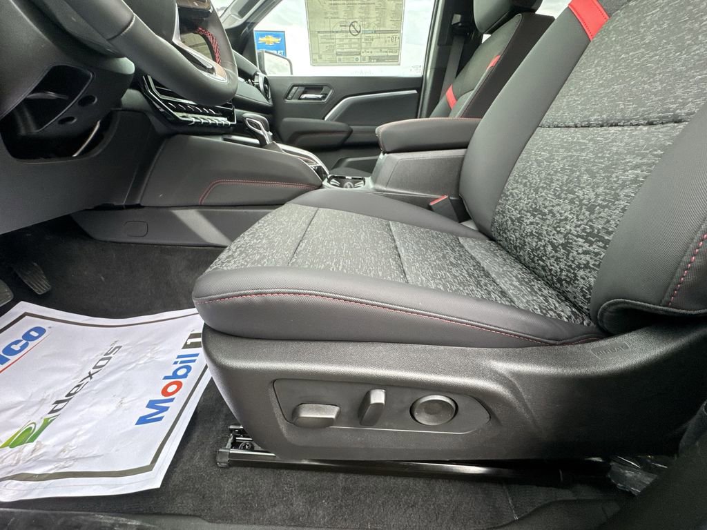 New 2026 Chevrolet Colorado Z71 w/ Technology Package image 12