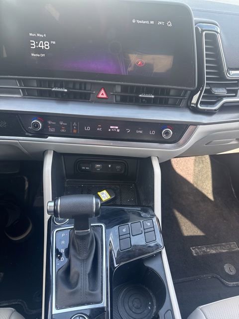 Certified 2024 Kia Sportage EX AWD/4WD image 13