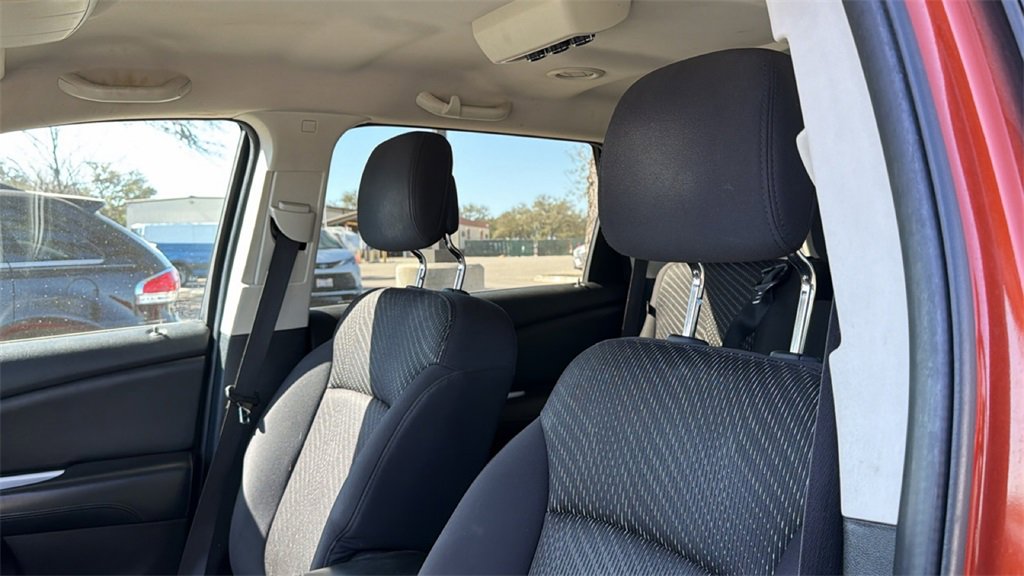 Used 2014 Dodge Journey SXT w/ Flexible Seating Group image 13