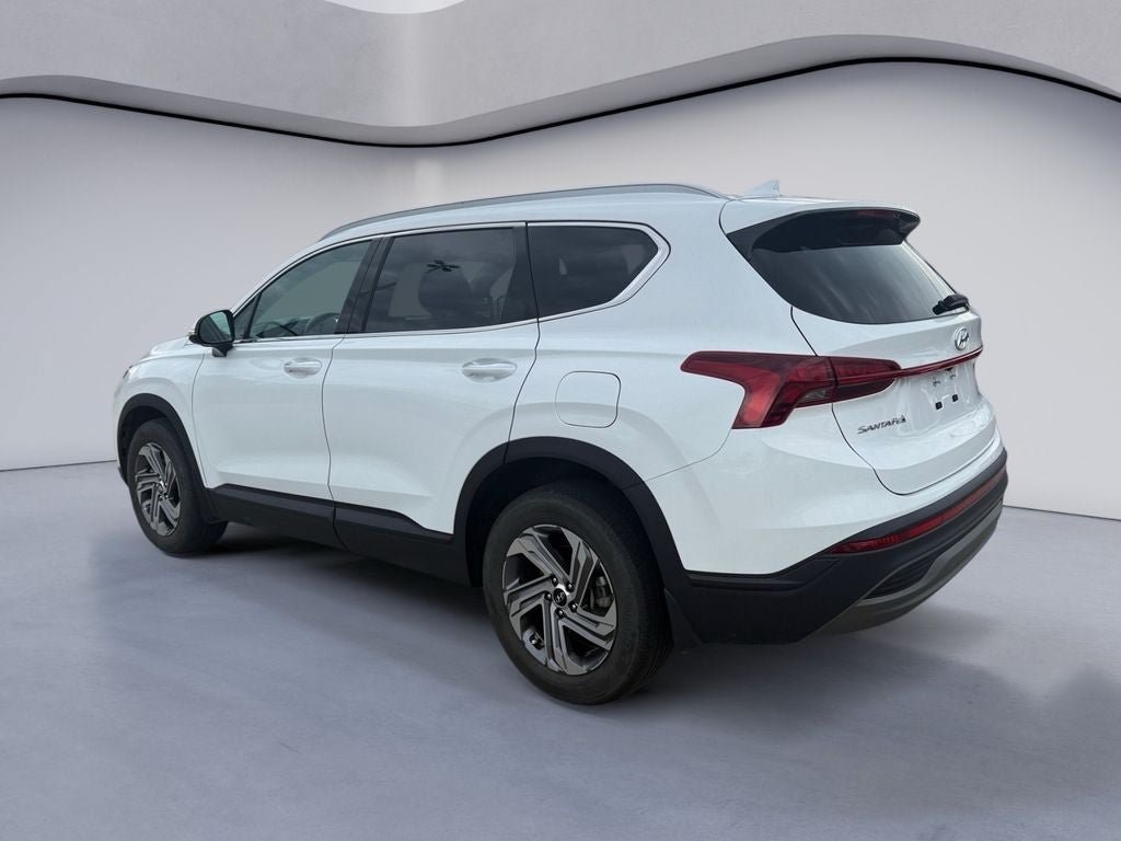 Used 2023 Hyundai Santa Fe SEL FWD image 3