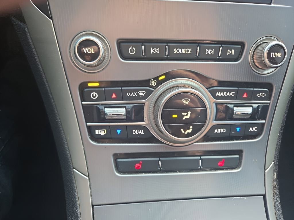 Used 2019 Lincoln MKZ Premiere image 17