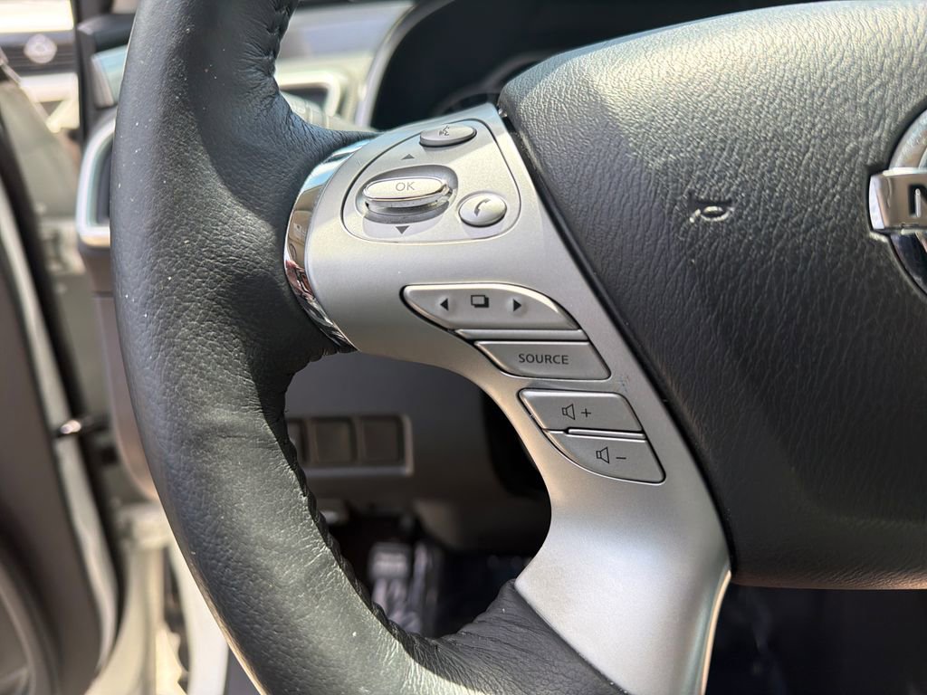 Used 2018 Nissan Murano SL w/ Cargo Package FWD image 22