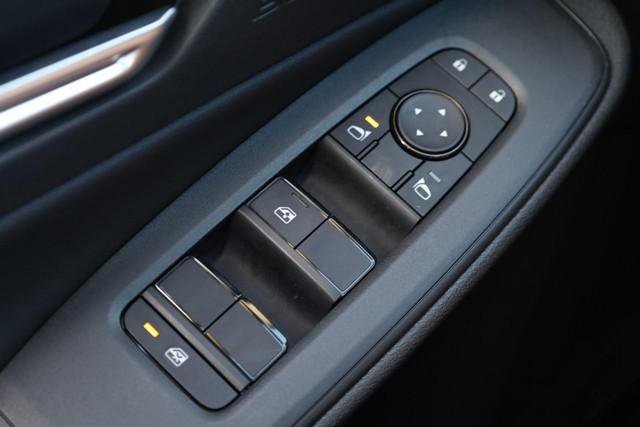 New 2026 Nissan Sentra SV w/ SV Convenience Package FWD image 17