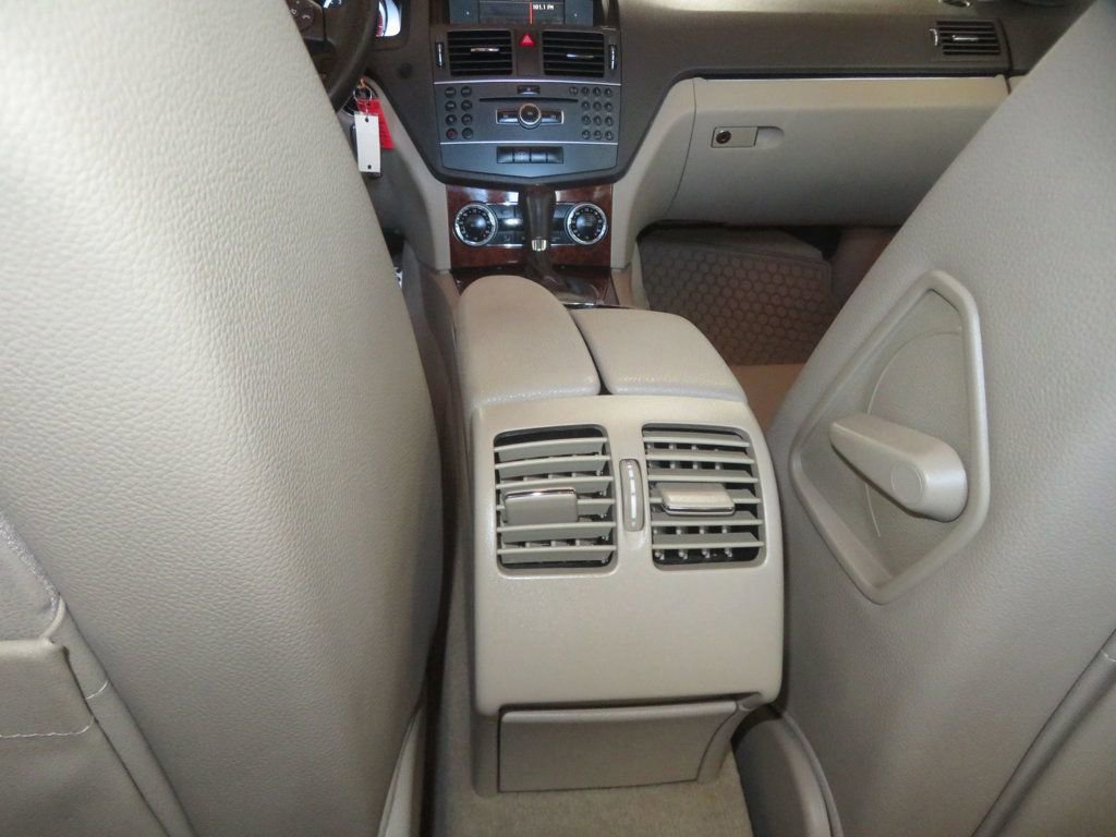 Used 2011 Mercedes-Benz C 300 Sedan image 36