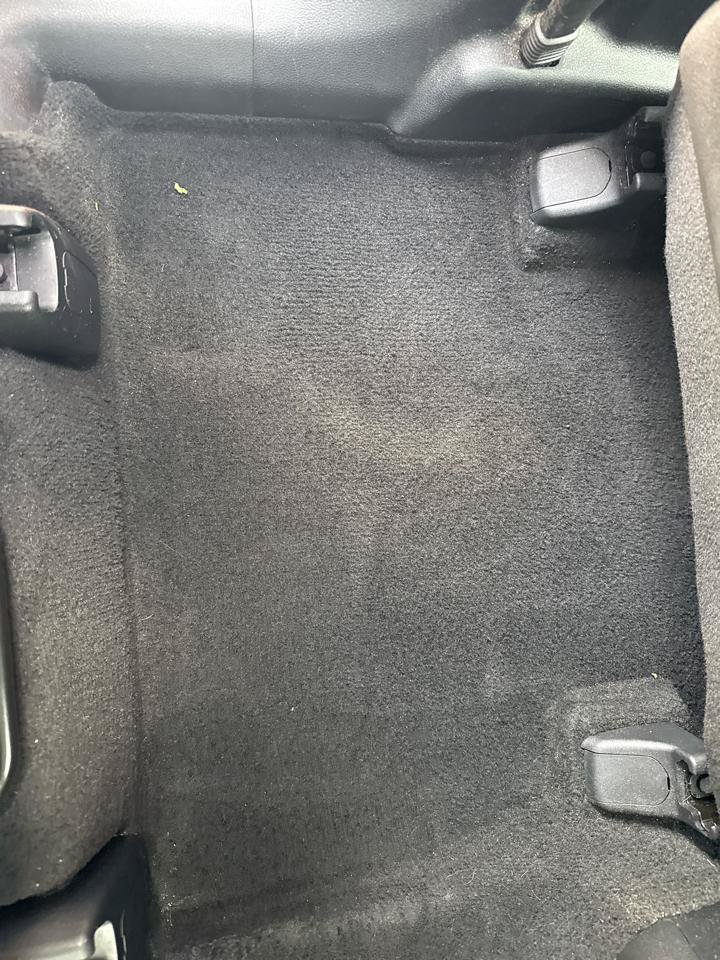 Used 2019 Hyundai Santa Fe Limited FWD image 29