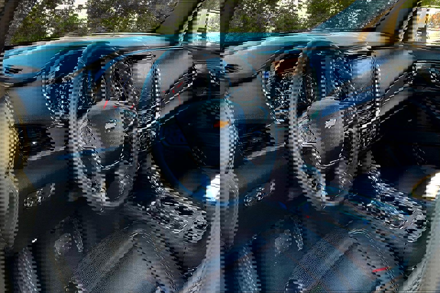 Used 2023 Chevrolet Traverse High Country image 18