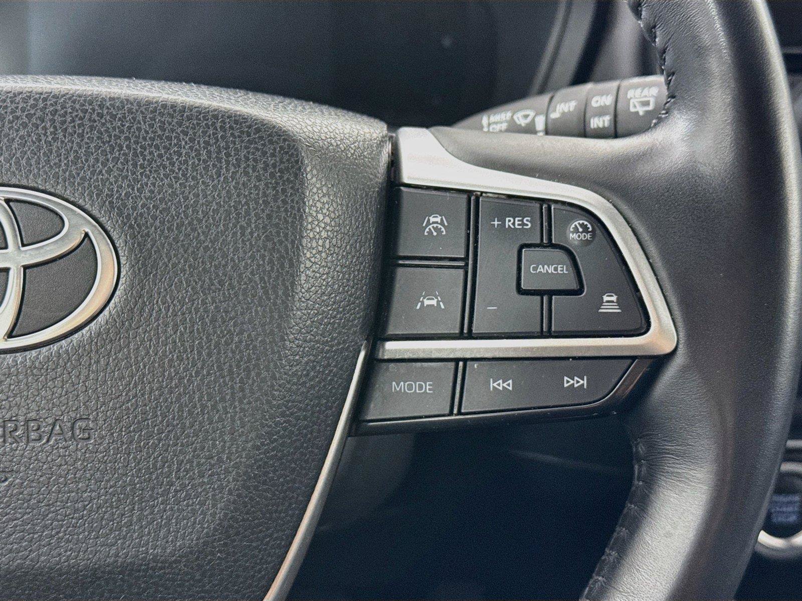 Certified 2025 Toyota Grand Highlander FWD image 20