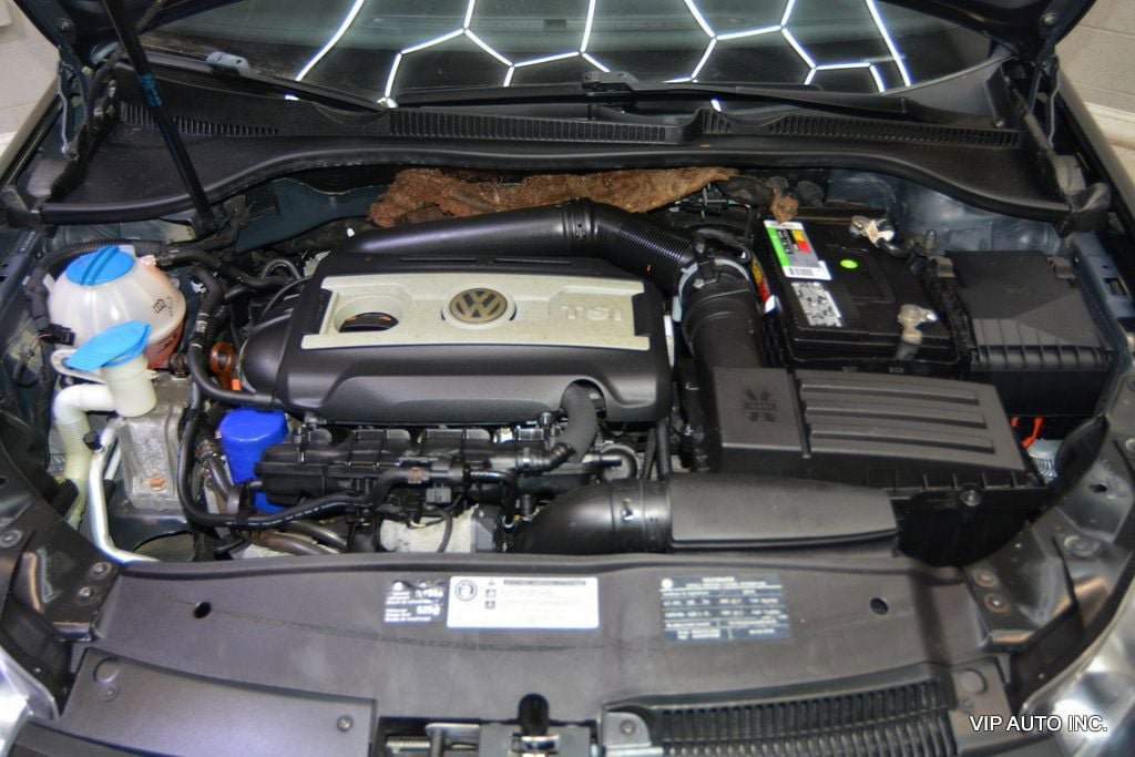 Used 2011 Volkswagen GTI 2-Door FWD image 28