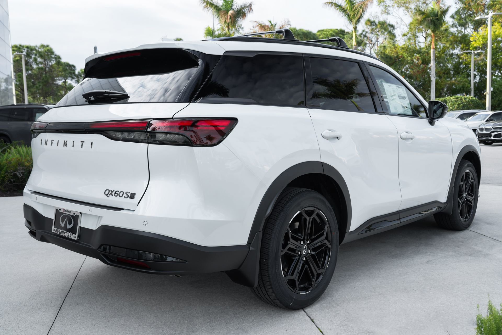 New 2026 INFINITI QX60 Sport w/ Dark Cargo Package image 22