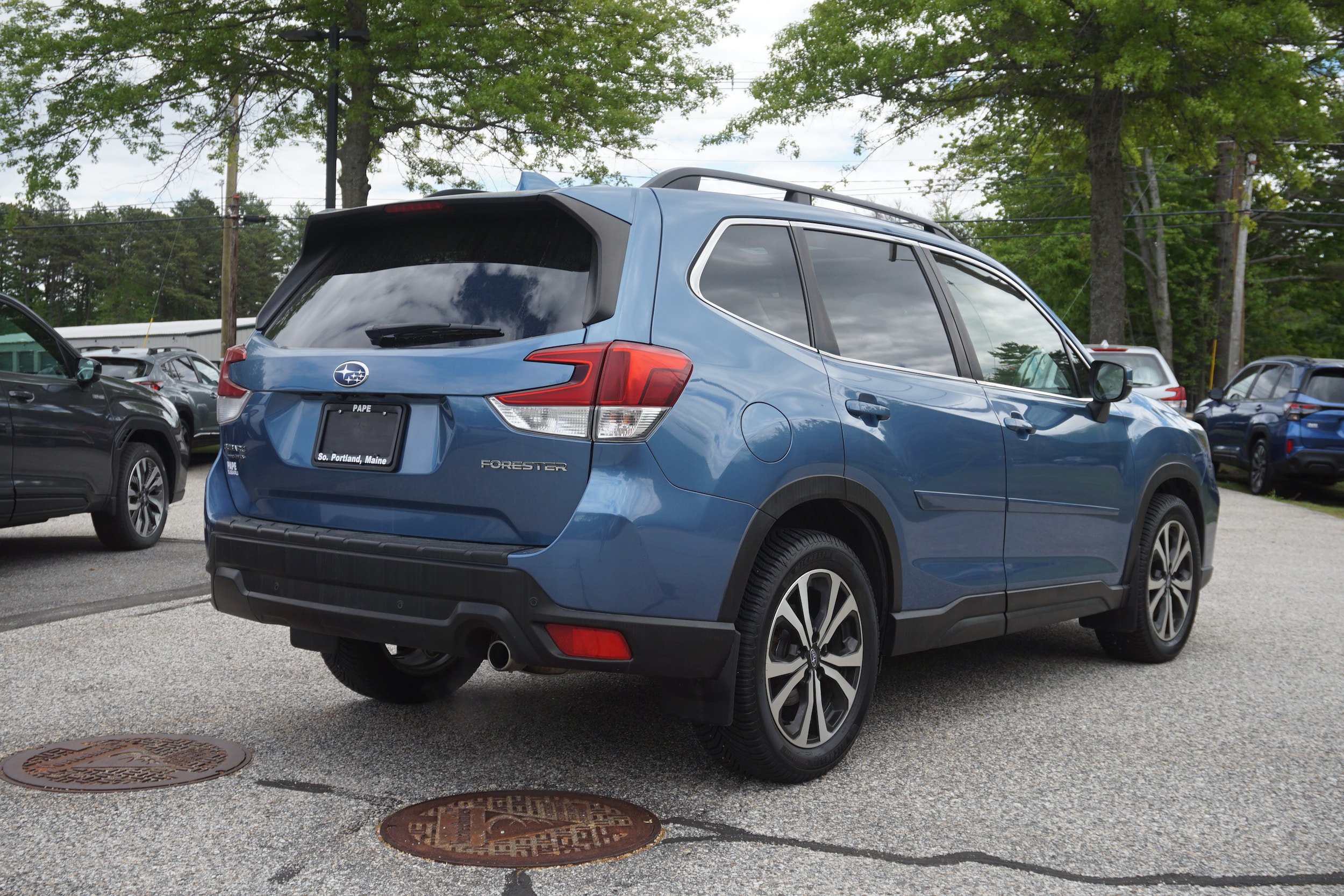 Used 2021 Subaru Forester Limited AWD/4WD image 5