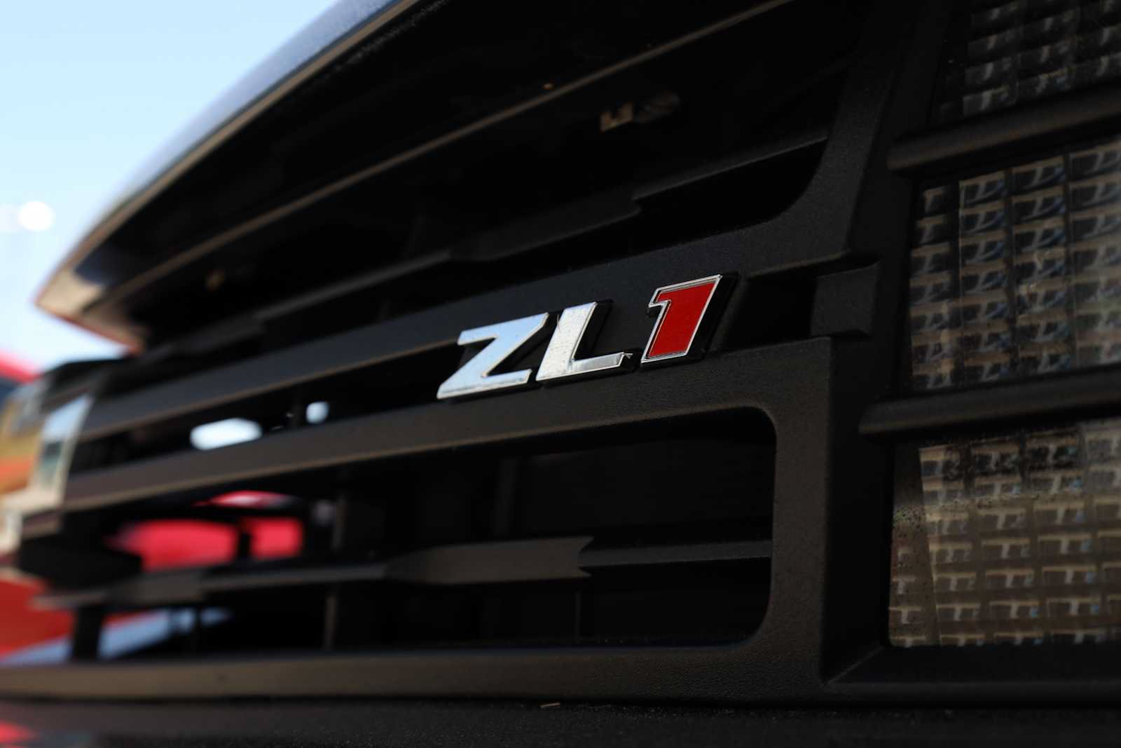 Used 2015 Chevrolet Camaro ZL1 RWD image 42