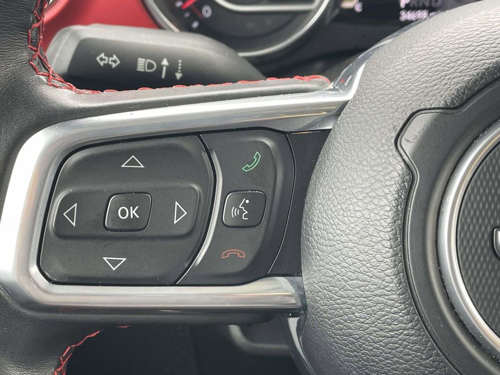 Certified 2022 Jeep Wrangler Unlimited Rubicon w/ Cold Weather Group image 30