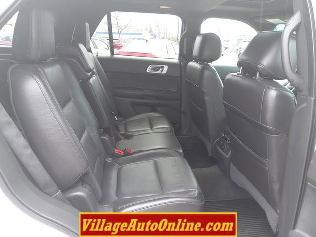 Used 2015 Ford Explorer Limited w/ Equipment Group 301A AWD/4WD image 40